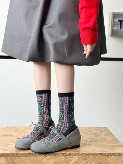 Rufia - Textured Floral Ribbon Socks