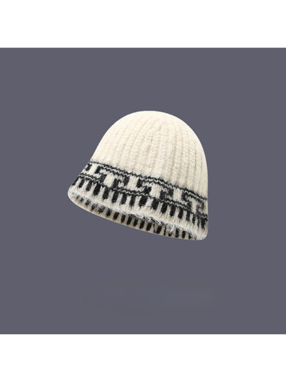 Haila – Retro Jacquard Print Bucket Hat
