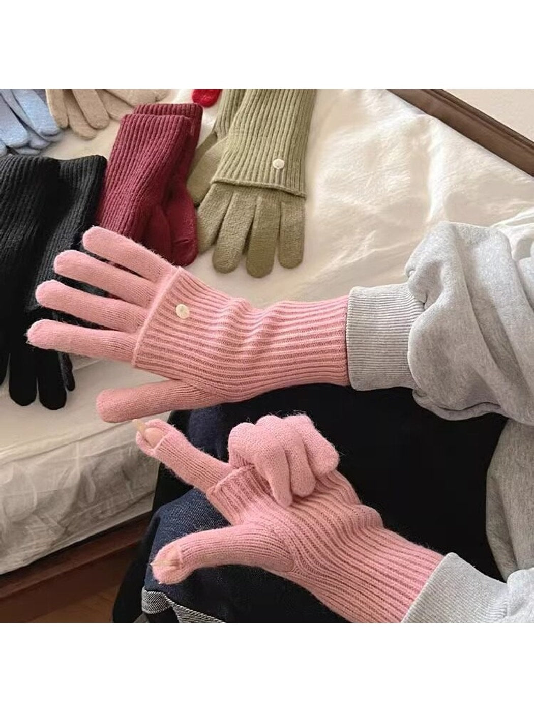 Gloving - Women's Layered Ribbed Knit Winter Gloves