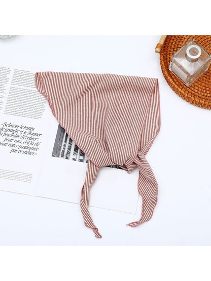 Scarvii - Retro Stripe Print Triangle Bandana