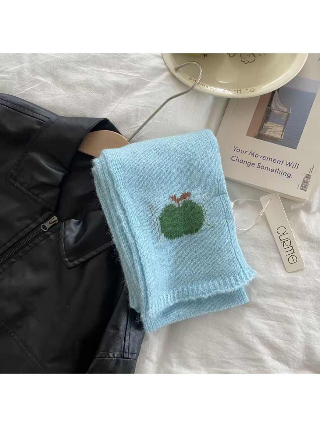 Scarvii - Apple Pattern Skinny Scarf