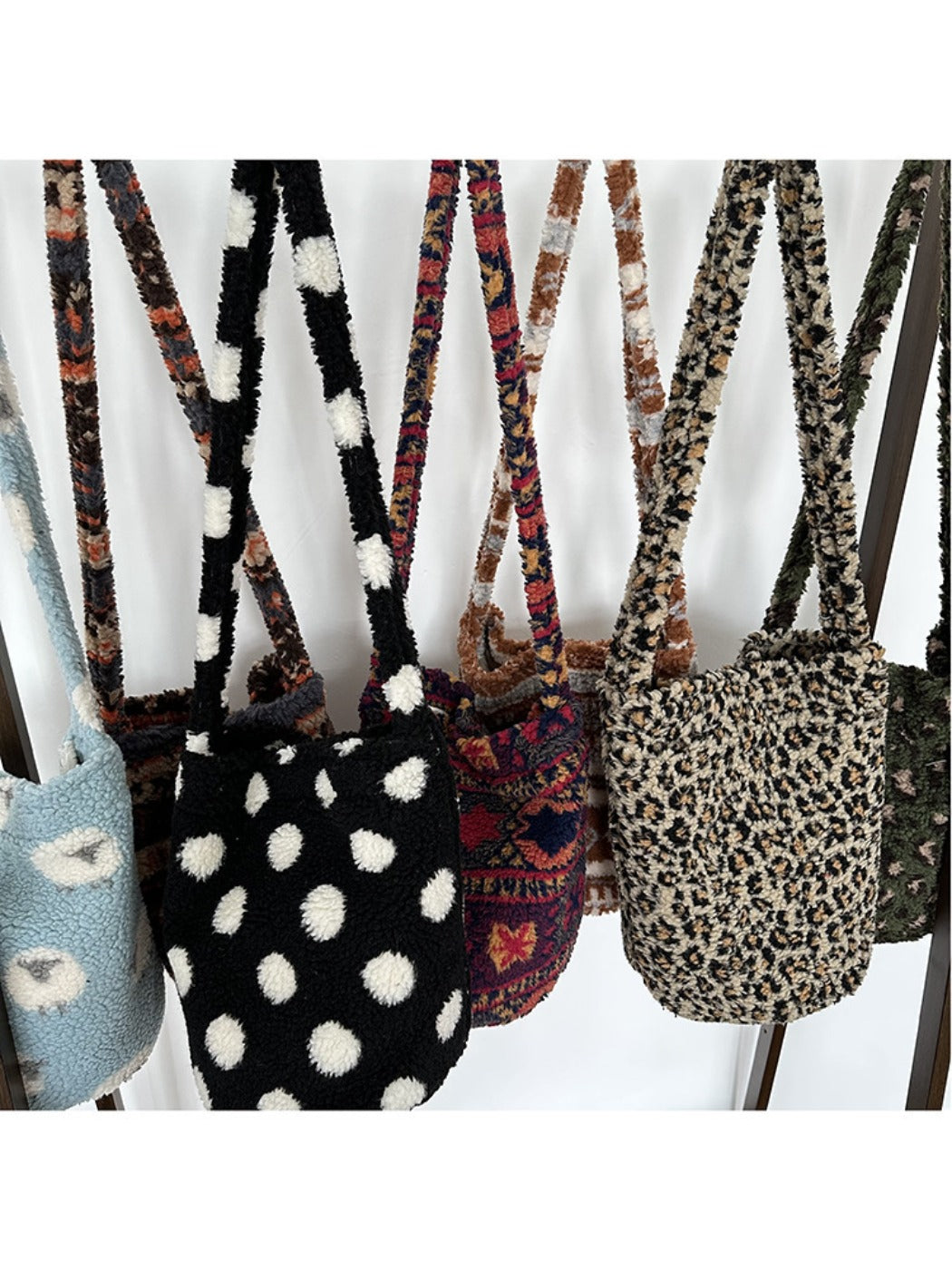Cosbai - Retro Leopard Print Crossbody Bag