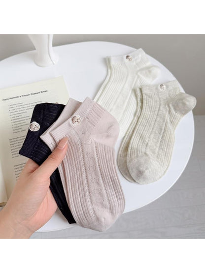 Rufia - Litter Bear Embroidery Ankle Socks
