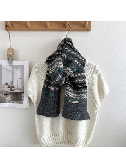 Scarvii - Geometric Zigzag Band Fuzzy Textured Scarf