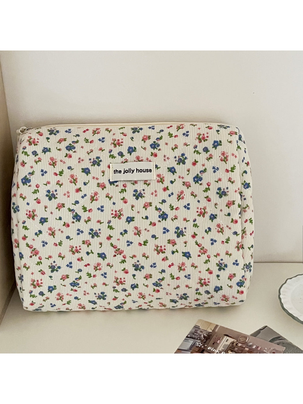 Cosbai Vintage Blossom Travel Organizer with floral pattern and multiple