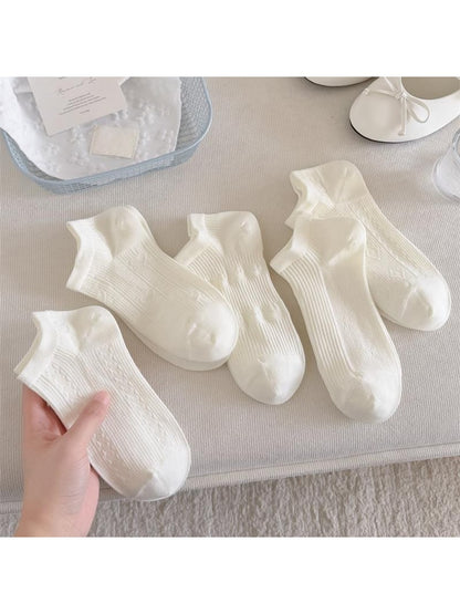 Rufia - Simple White Ankle Casual Socks