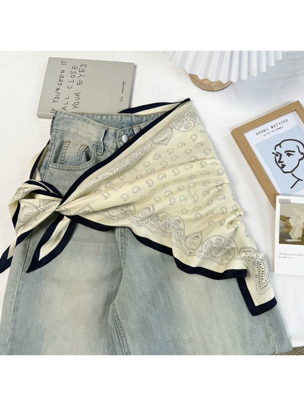 Scarvii - Simple Printed Pattern Fashion Triangle Scarf