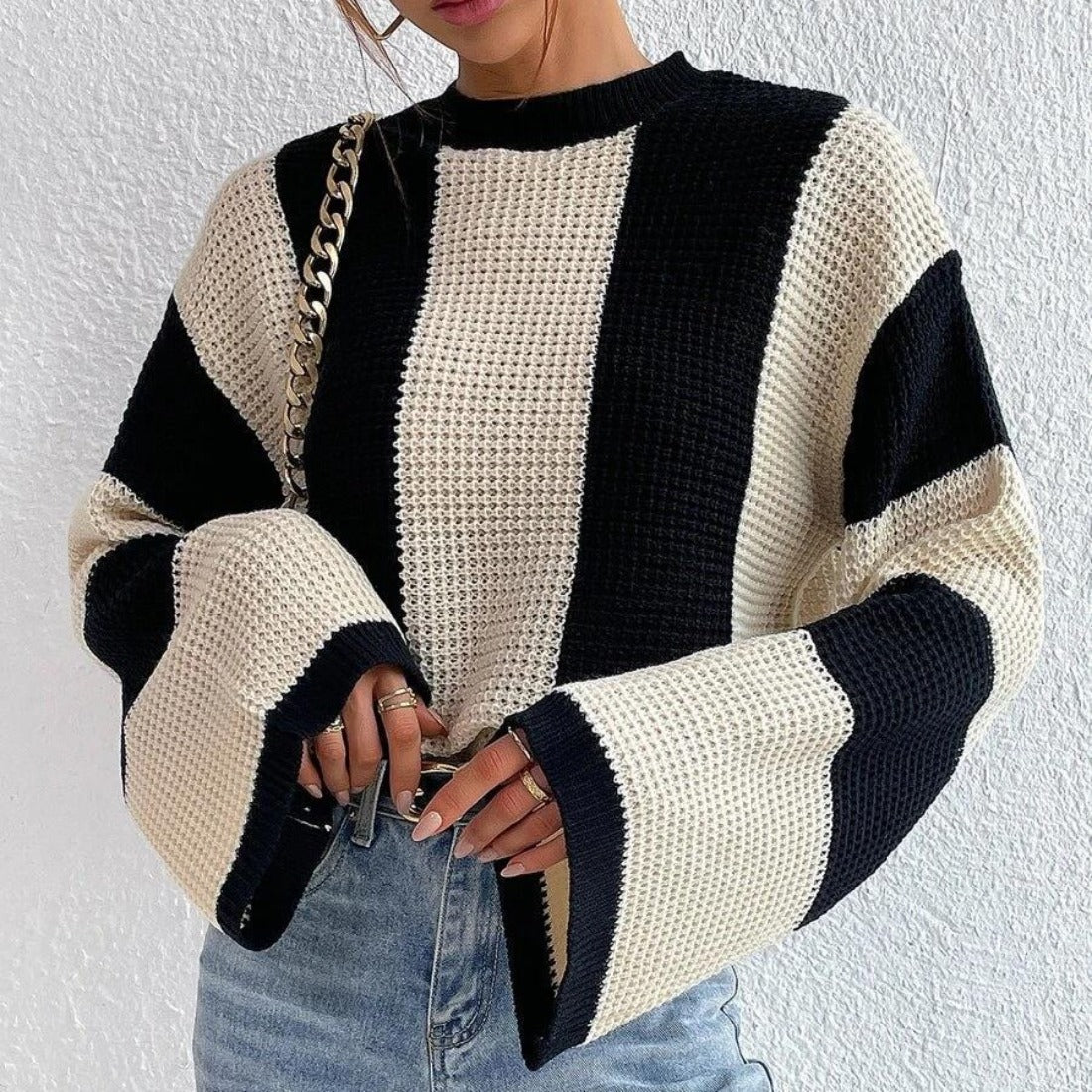 Crosa - Round Neck Color-Block Knit Sweater