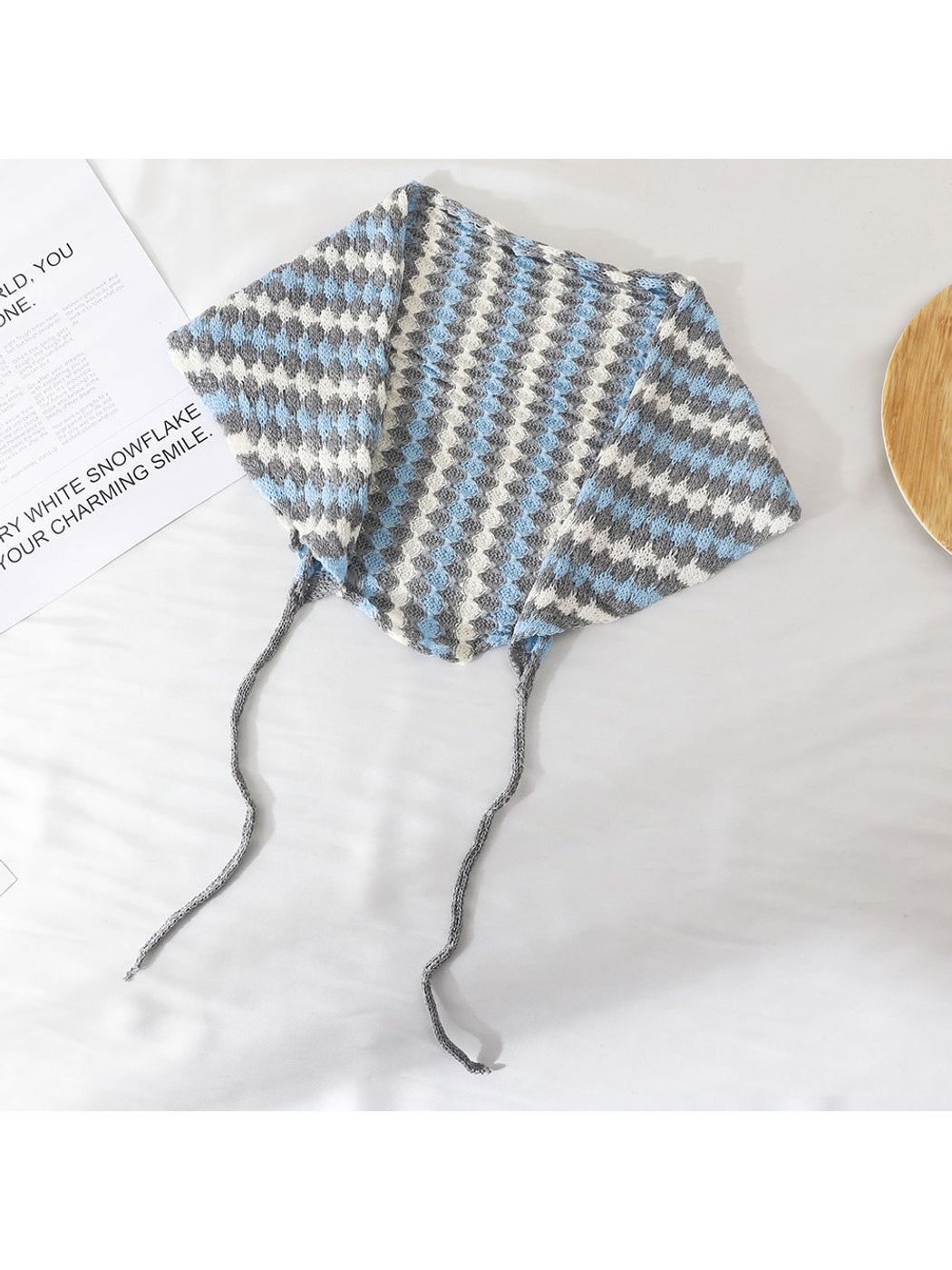 Scarvii - Contrast Stripe Knit Triangle Bandana