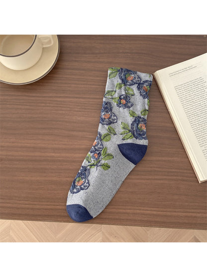 Rufia - Classic Rose Embroidery Crew Socks