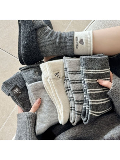 Rufia – Cozy Ribbed Crew Socks