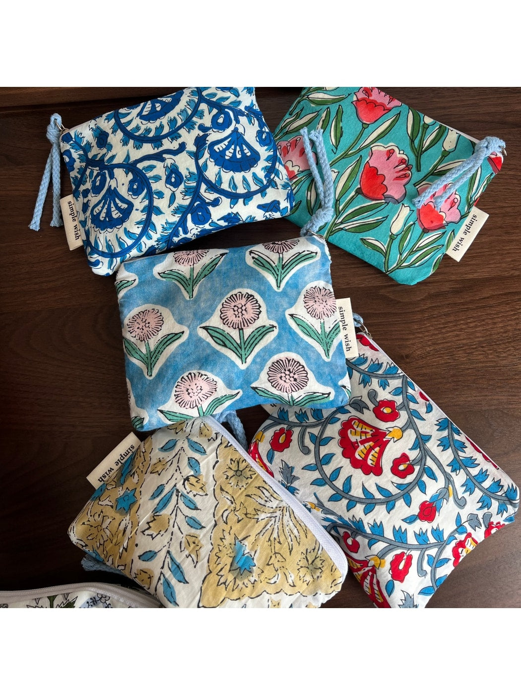 Cosbai - Printed Rectangular Zipper Coin Purse