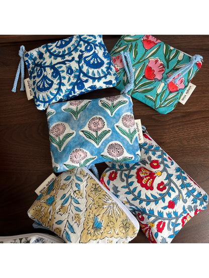 Cosbai - Printed Rectangular Zipper Coin Purse