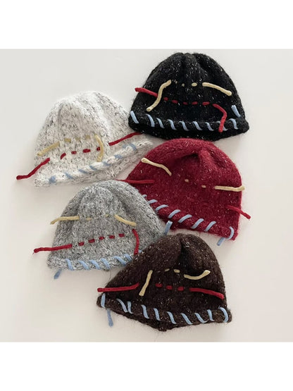 Haila - Playful Stitch Accent Winter Hat