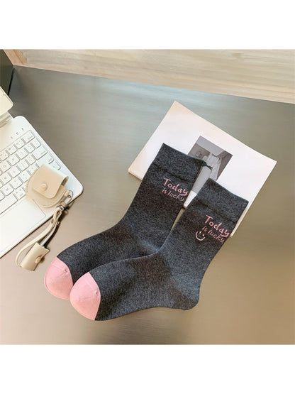 Rufia - Smiley Face Letter Print Everyday Crew Socks