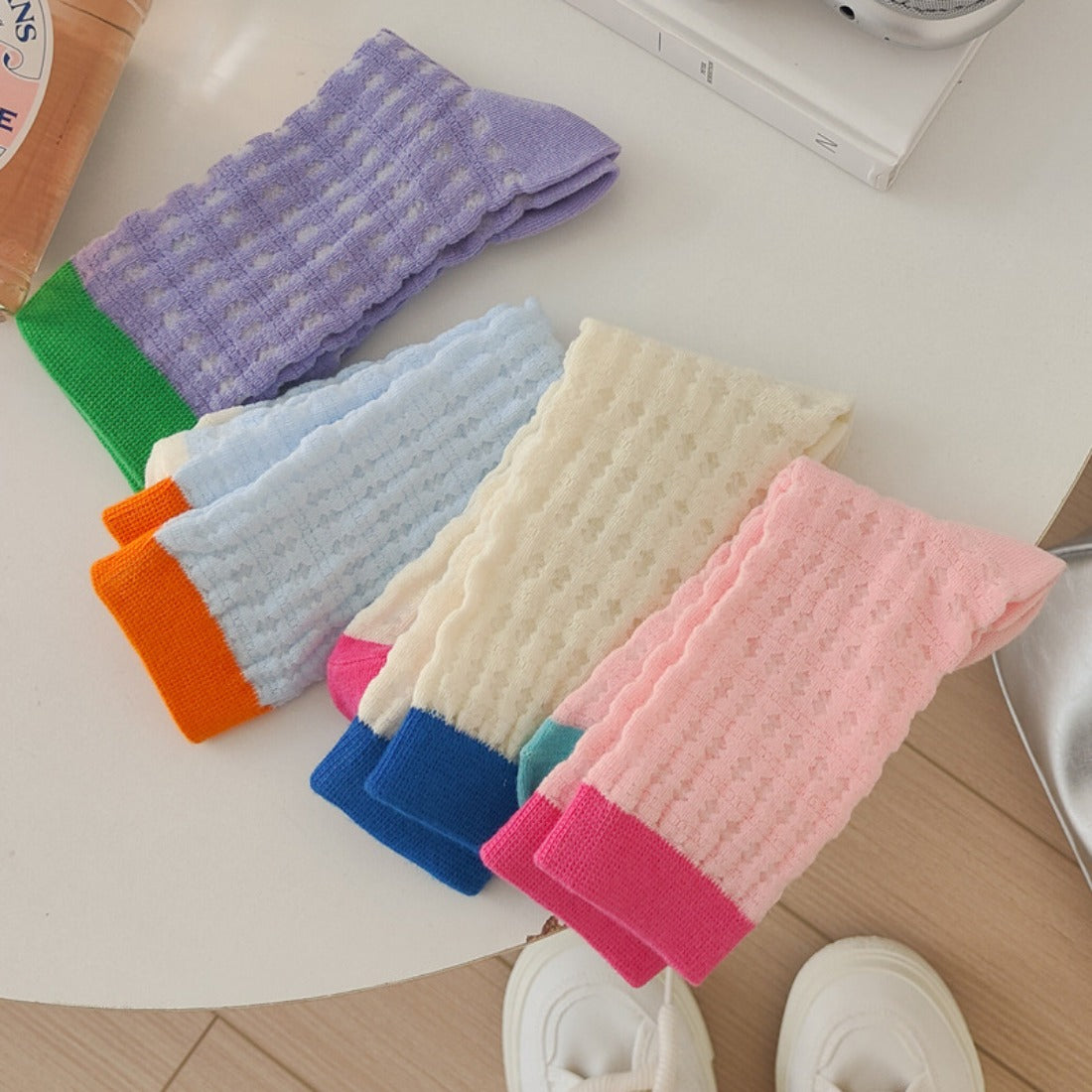 Rufia - Pastel Color-Blocked Mesh Socks