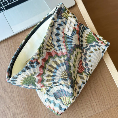 Cosbai - Embroidered Fan Pattern Makeup Bag - Vintage & Practical