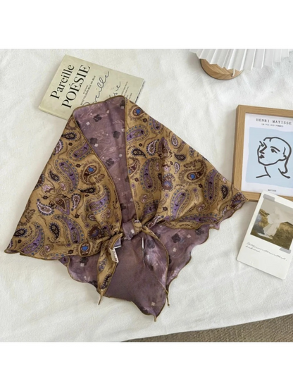 Scarvii - Vintage Patchwork Print Triangle Scarf