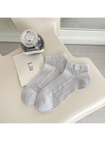 Rufia - Simple Style Heart Pattern Women's Ankle Socks