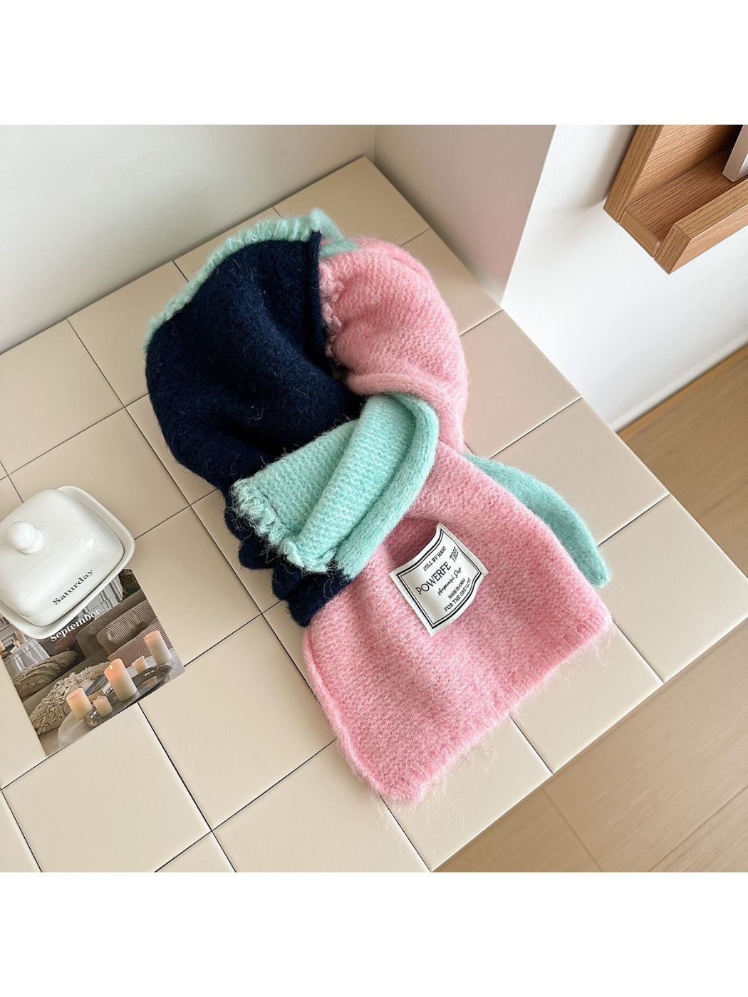 Scarvii – Colorblock Knit Scarf