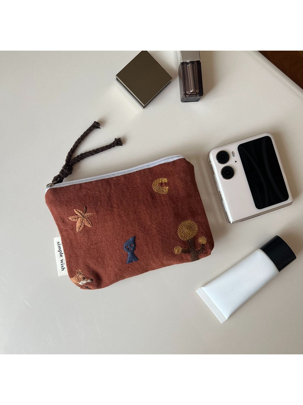 Cosbai - Retro Embroidered Rectangular Zip Pouch