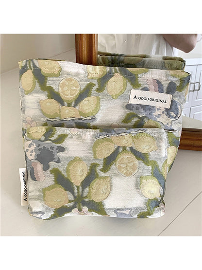 Cosbai - Floral Print Zippered Makeup Bag