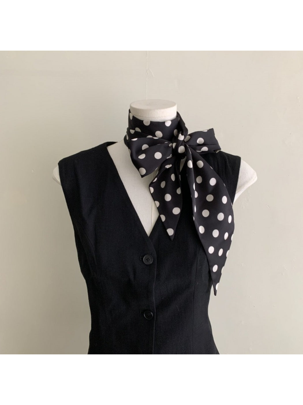 Scarvii - Retro Polka Dot Skinny Scarf