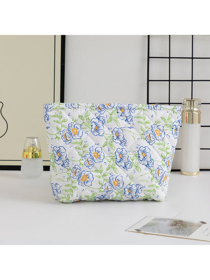 Cosbai - Rustic Style Floral Pattern Quilted Zip Pouch