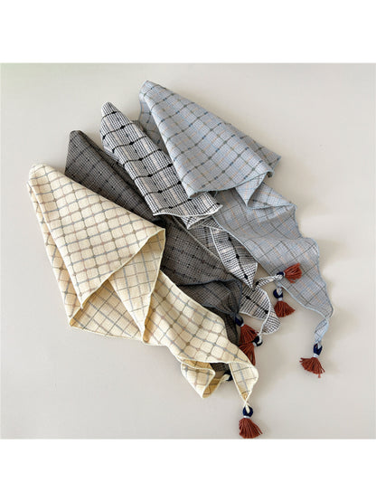 Scarvii - Plaid Pointed-End Triangle Scarf