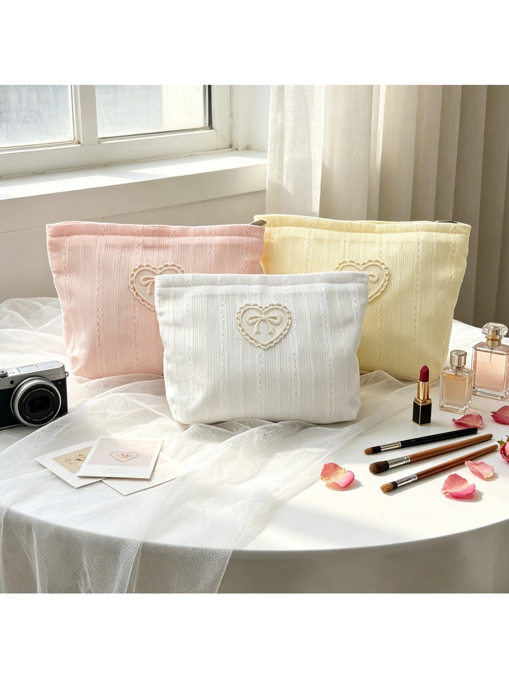 Cosbai - Heart and Bow Design Zip Pouch