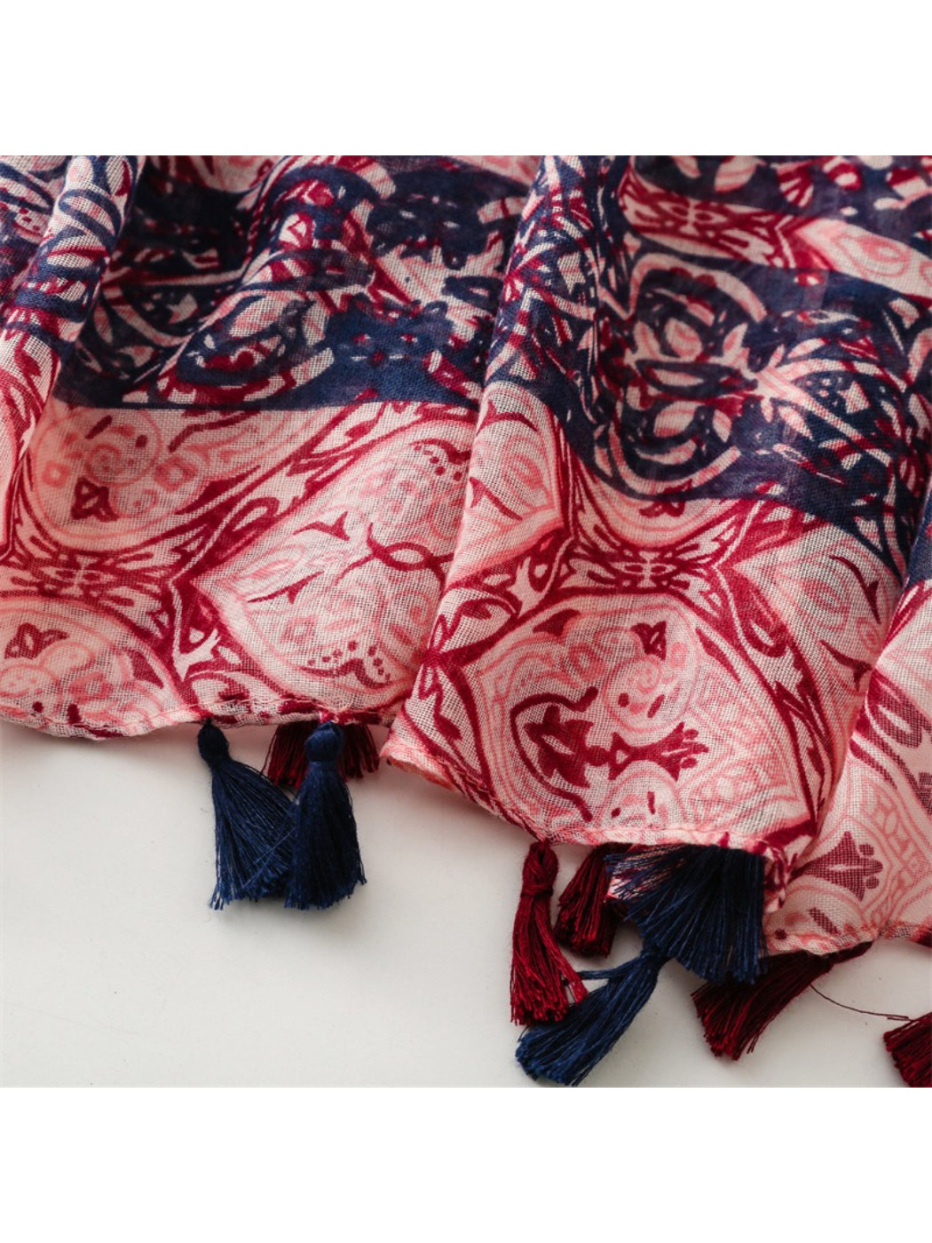 Scarvii - Vintage Inspired Pattern Print Scarf