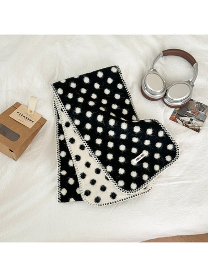 Scarvii – Polka Dot Knit Scarf
