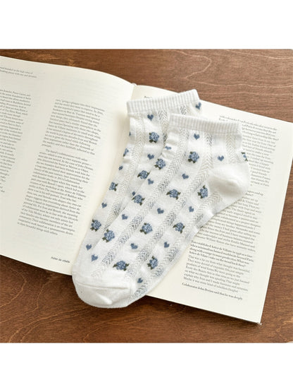 Rufia - Retro Flower and Heart Pattern Ankle Socks