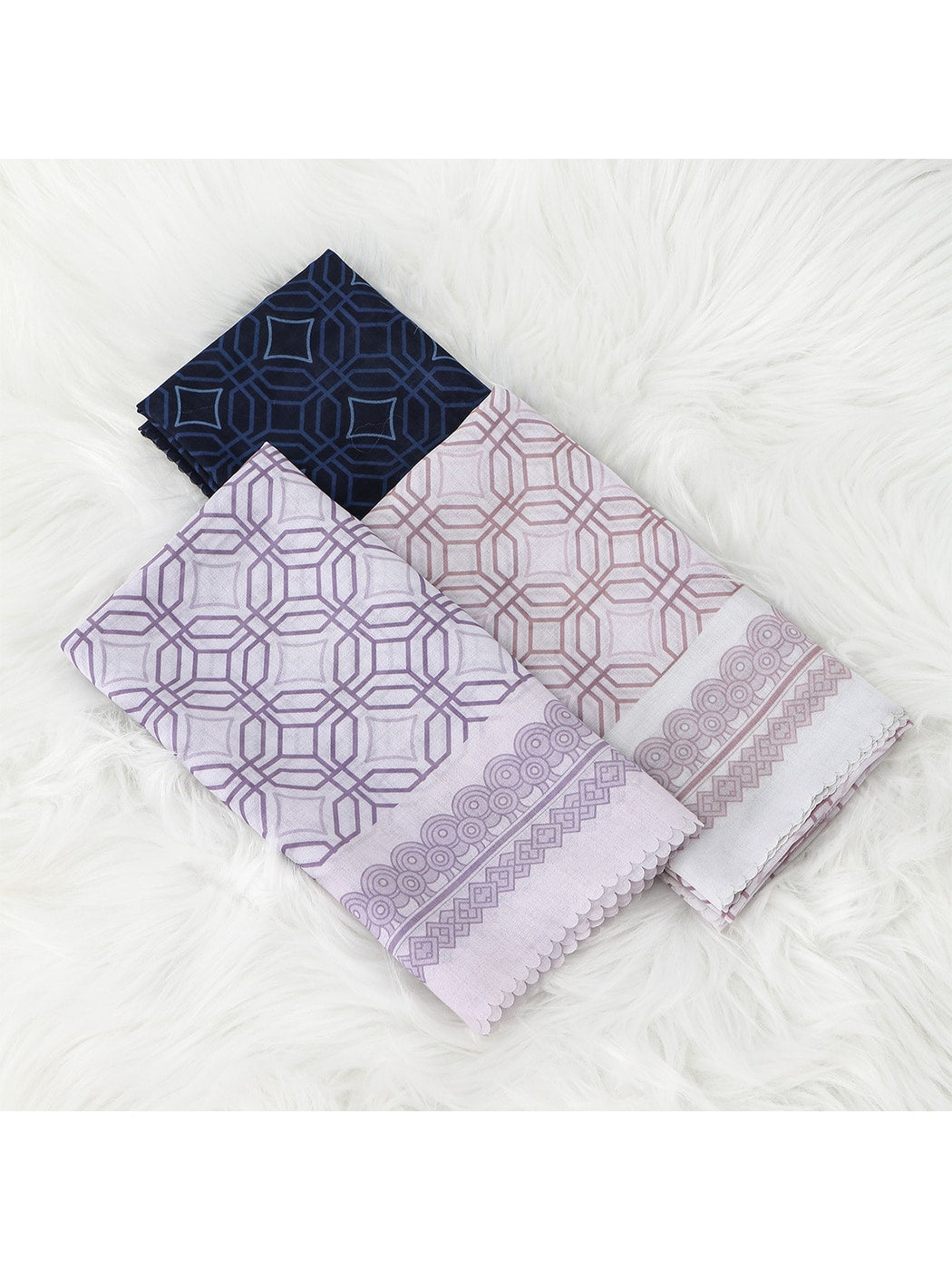 Scarvii - Vintage Border Print Square Scarf