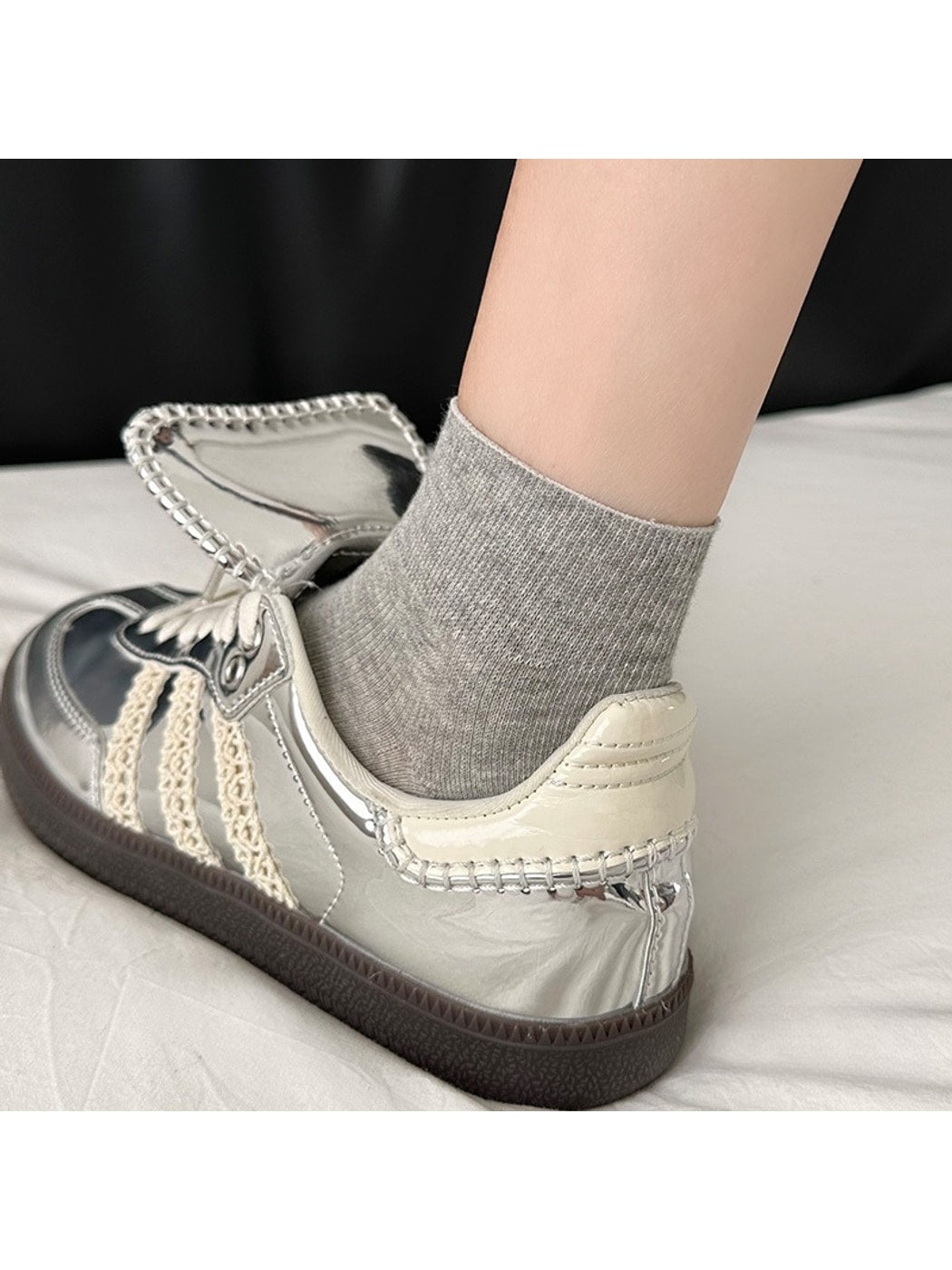 Rufia - Elegant Solid Women's Ankle Socks