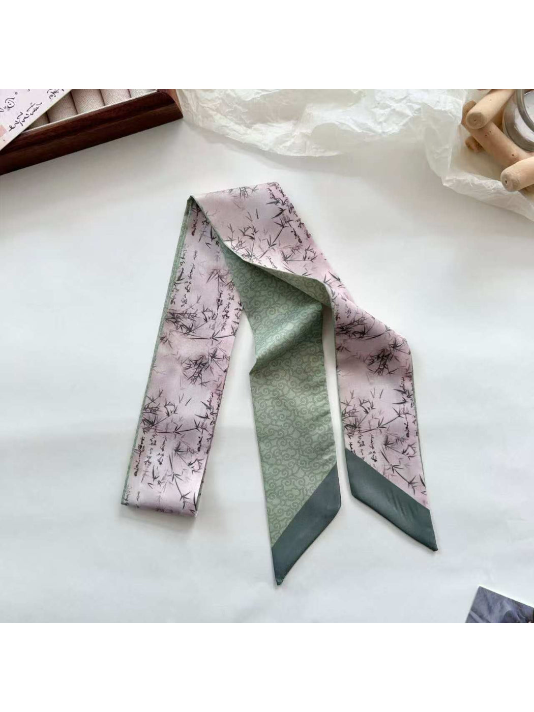 Scarvii Scenic Landscape Pattern Skinny Scarf