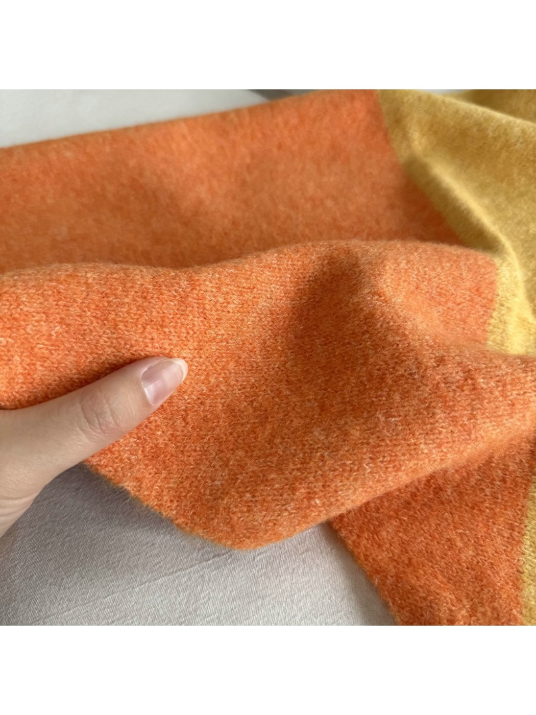 Scarvii - Colorblock Tie Detail Triangle Bandana