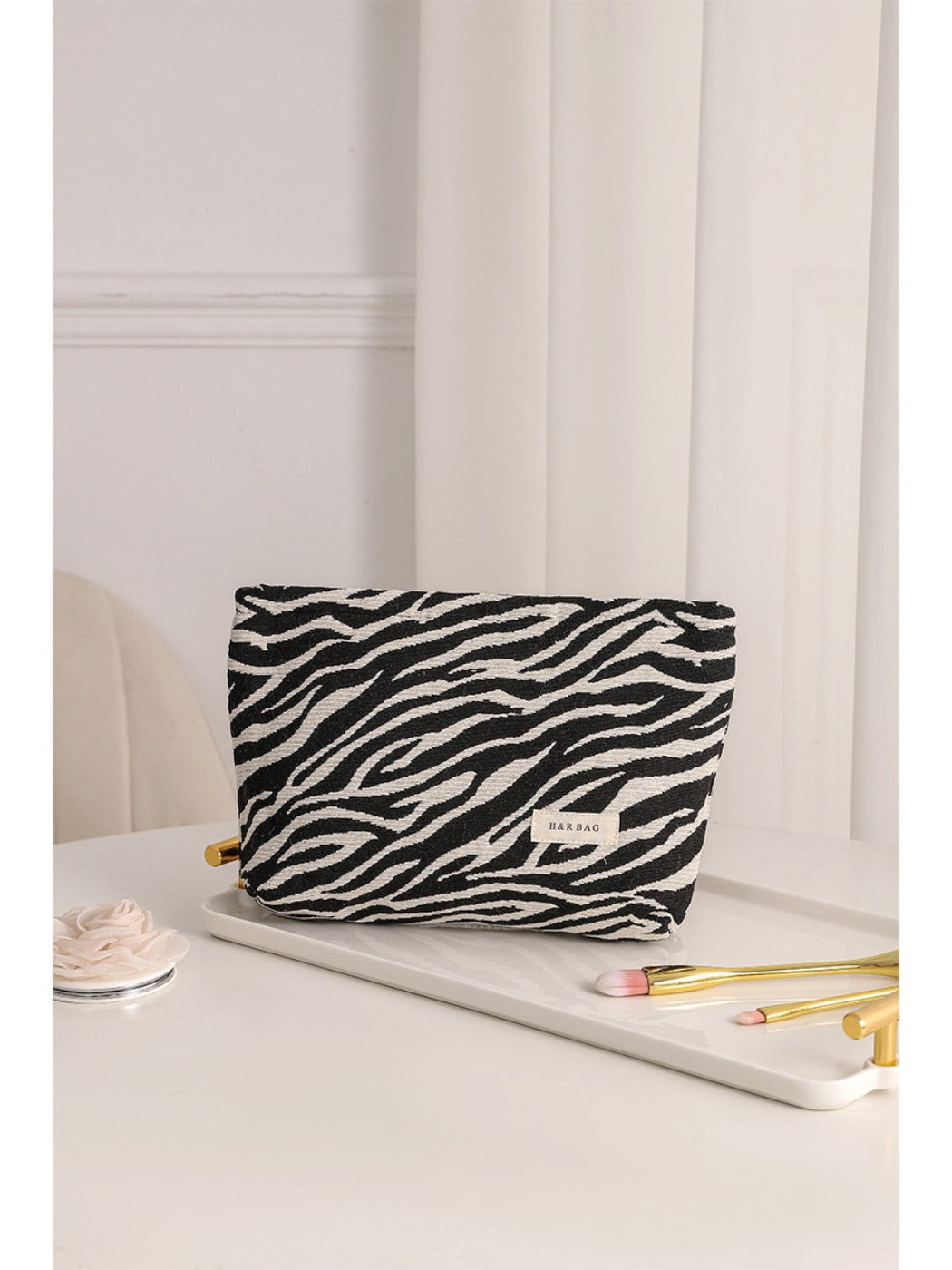 Cosbai - Wild Animal Print Cosmetic Bag