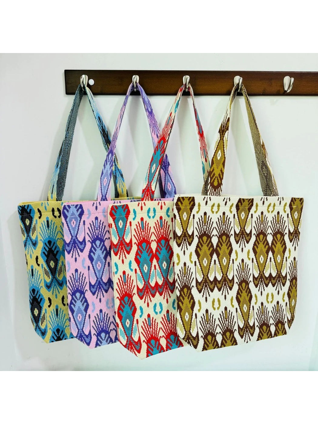Cosbai - Atlas Print knit Shoulder Bag - Spacious & Vintage
