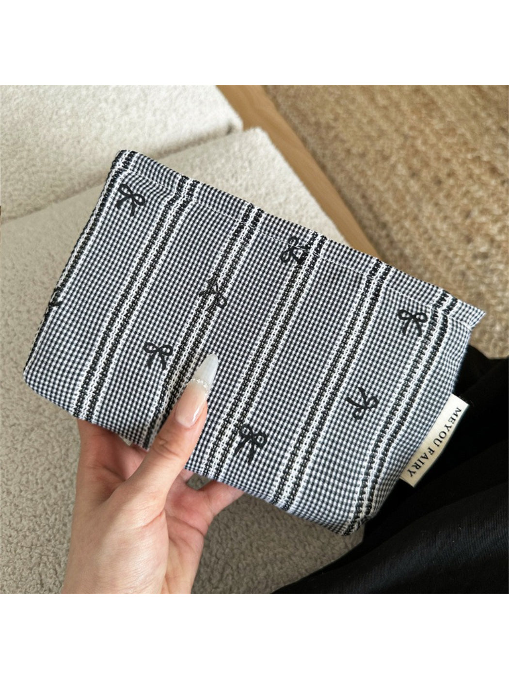 Cosbai gingham bow makeup pouch shown from top angle