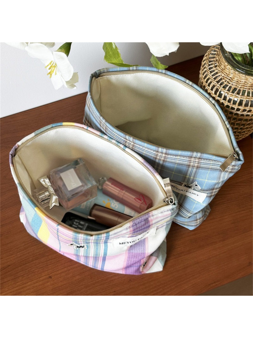 Cosbai Classic Plaid Travel Cosmetic Pouch open displaying interior