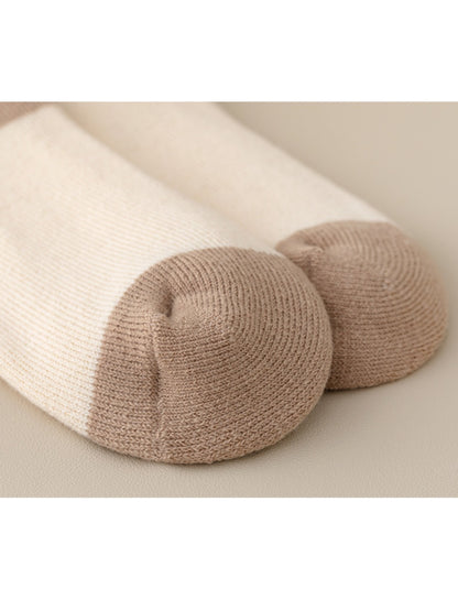 Rufia - Soft Creamy Tone Everyday Crew Socks