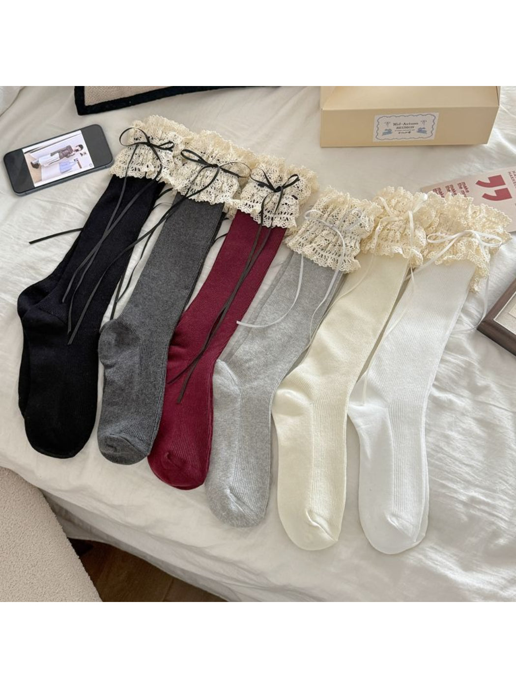 Rufia - Soft Lace Detail Crew Socks product image 3