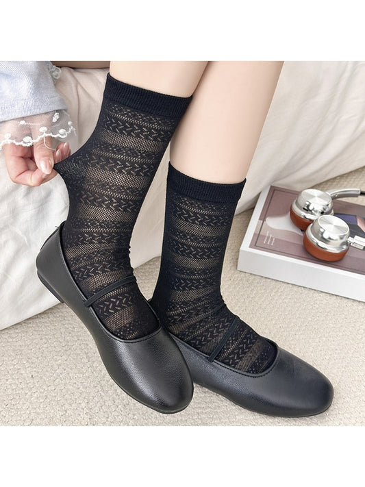 Rufia - Gentle Muted Geometric Openwork Crew Socks