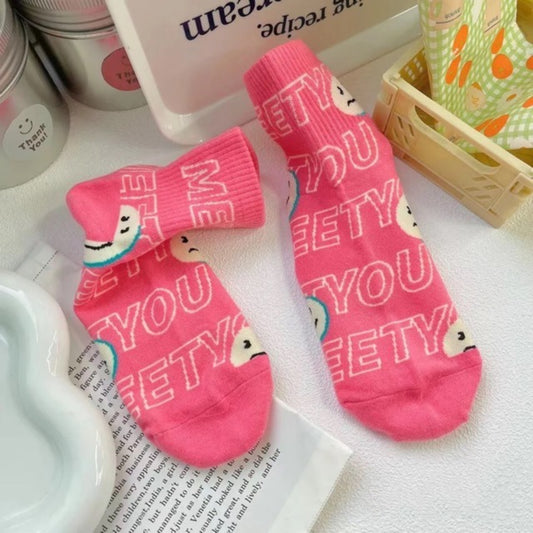 Smiley Graphic Ankle Socks detail view