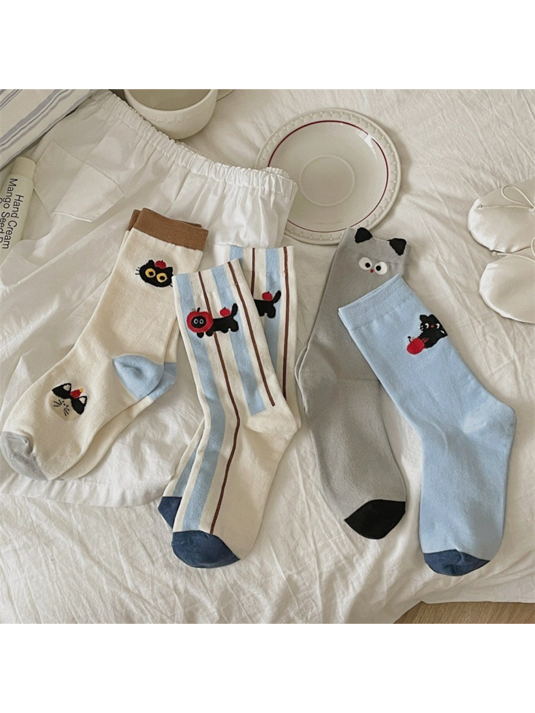 Rufia - Cute Cartoon Cat Crew Socks