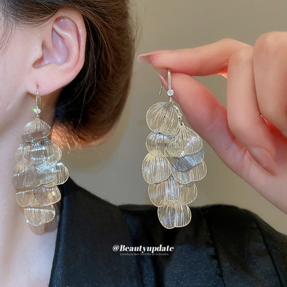 Earwish - Hollow Floral Fringe Earrings - Delicate & Shiny