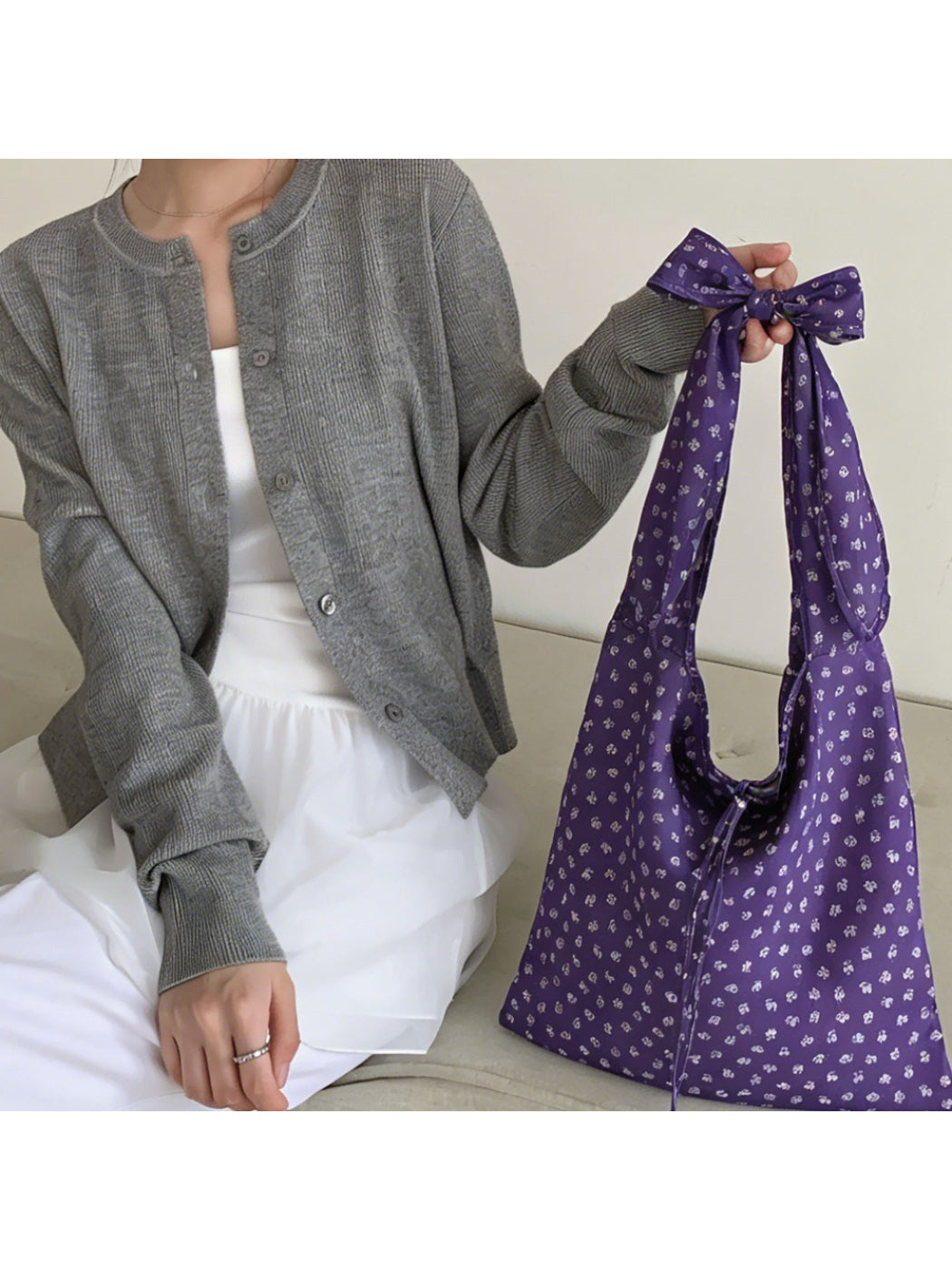 Back view of Cosbai floral bow knot shoulder bag with smooth beige fabric