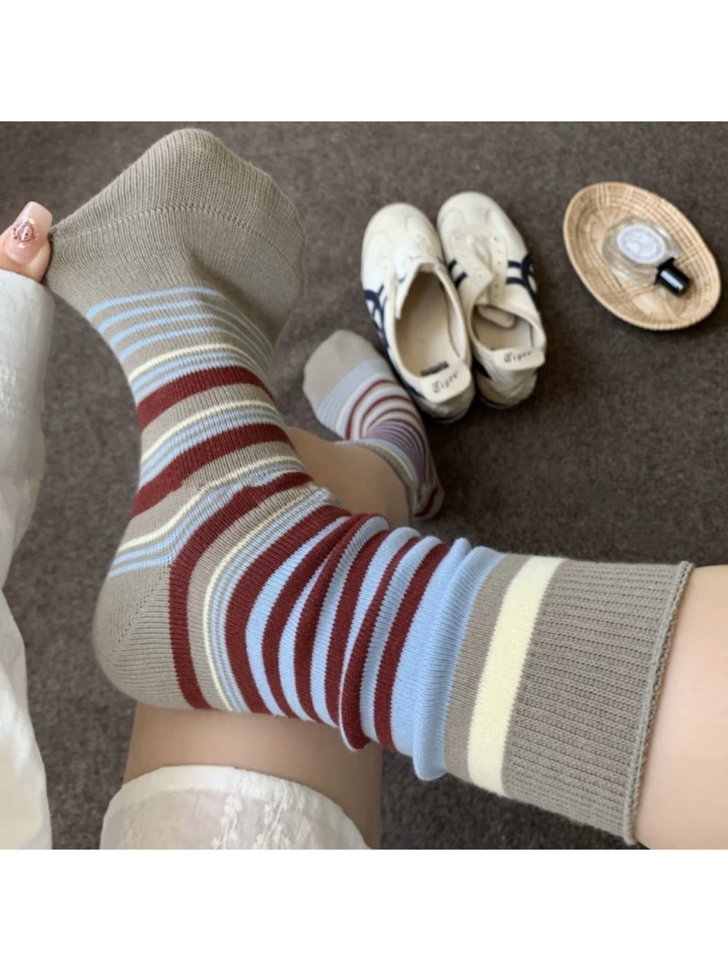 Rufia - Cozy Contrast Stripe Mid Calf Socks