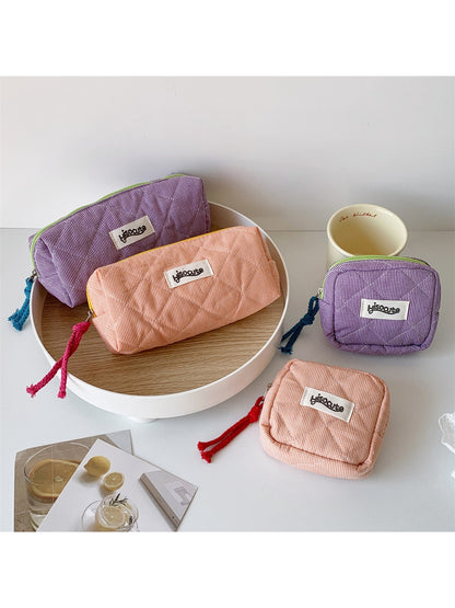 Cosbai - Checkered Zipper Makeup Organizer Bag
